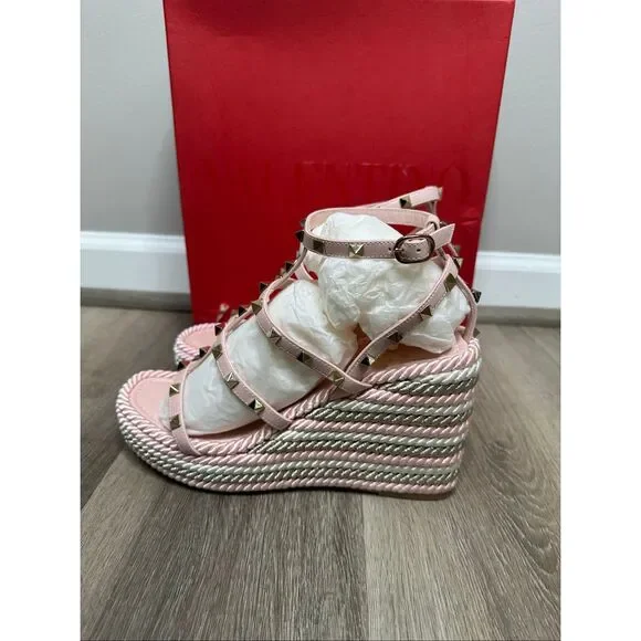 Valentino Garavani Rockstud Platform Sandals EU40/US10 $980 - Picture 8 of 13